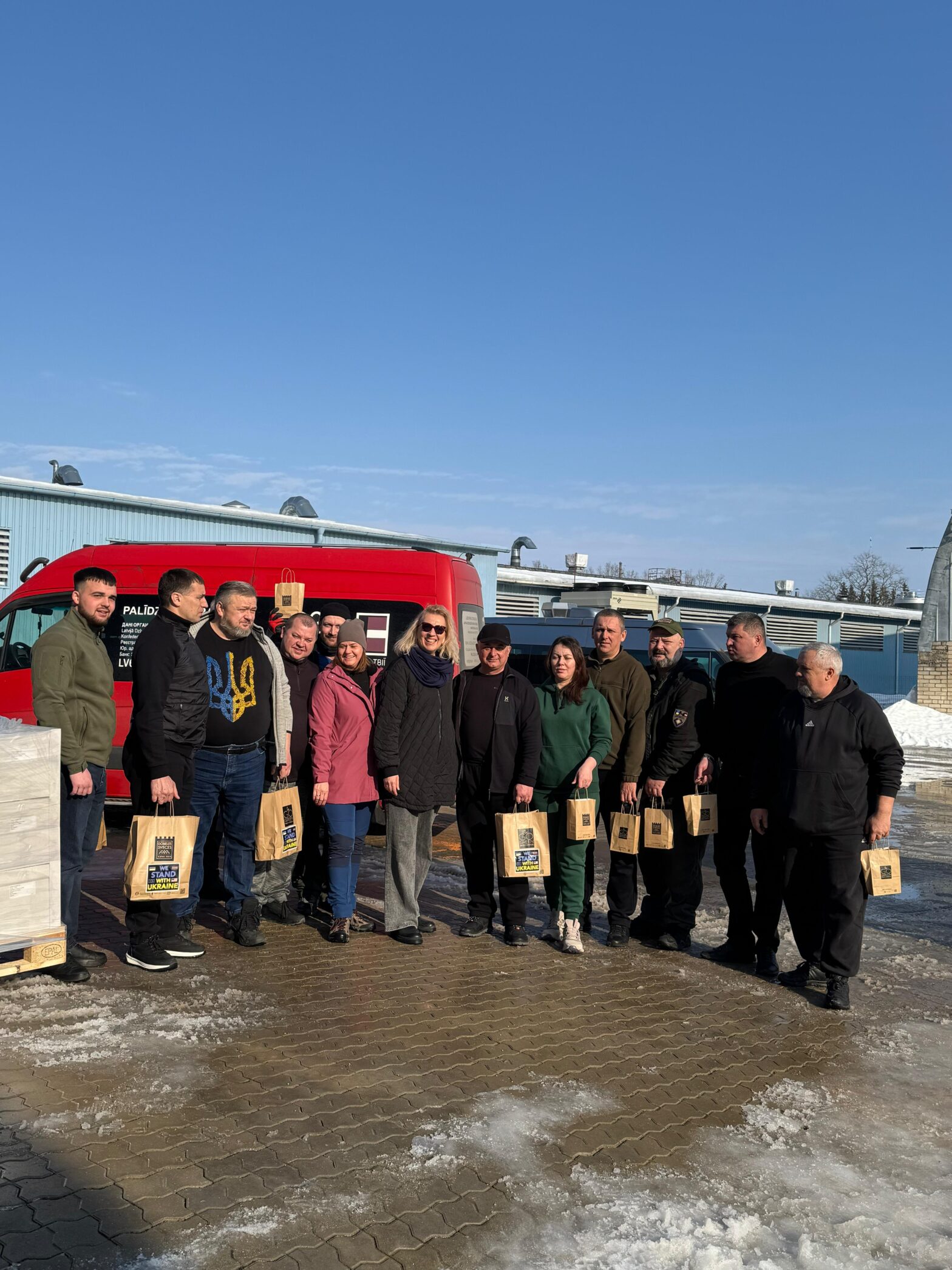 DONATION TO THE DOBELE CONVOY IN SUPPORT OF UKRAINE